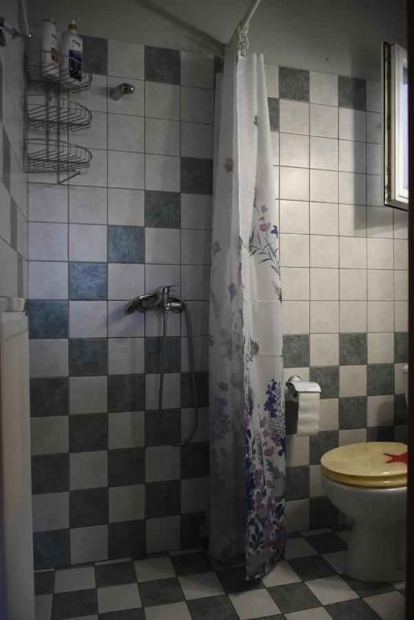 Poly'S Cozy Home Volos Eksteriør bilde